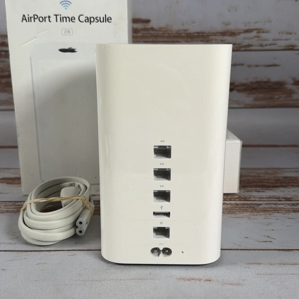 Apple AirPort Time Capsule 5th Gen 2TB ME177LL/A Wi-Fi Base Station